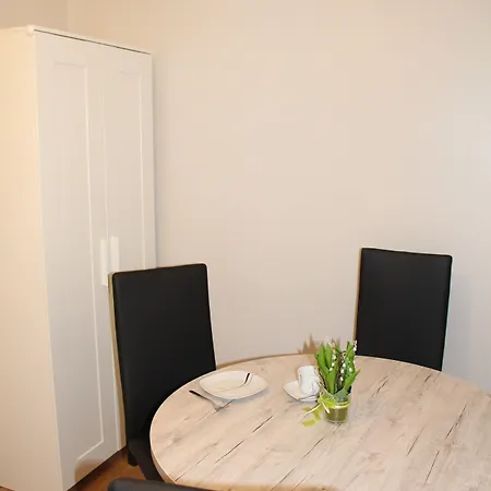 Stars Zillestrasse Apartment *