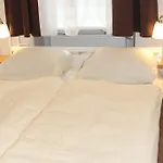 Stars Zillestrasse Apartamento Berlim