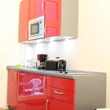 Stars Zillestrasse Lägenhet *