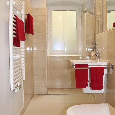 Stars Zillestrasse *