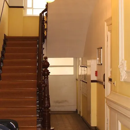 Stars Zillestrasse Lägenhet Berlin